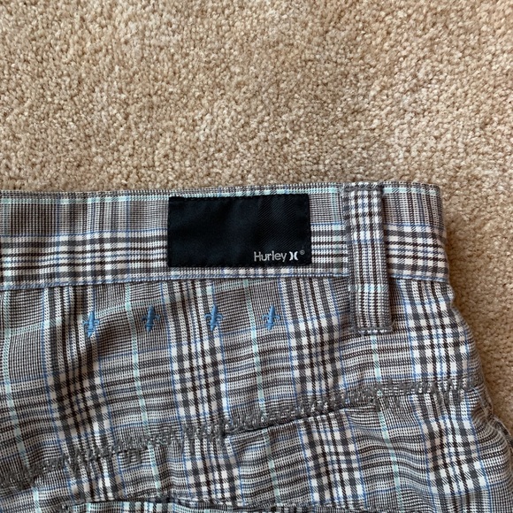 Hurley X Shorts - Picture 3 of 4